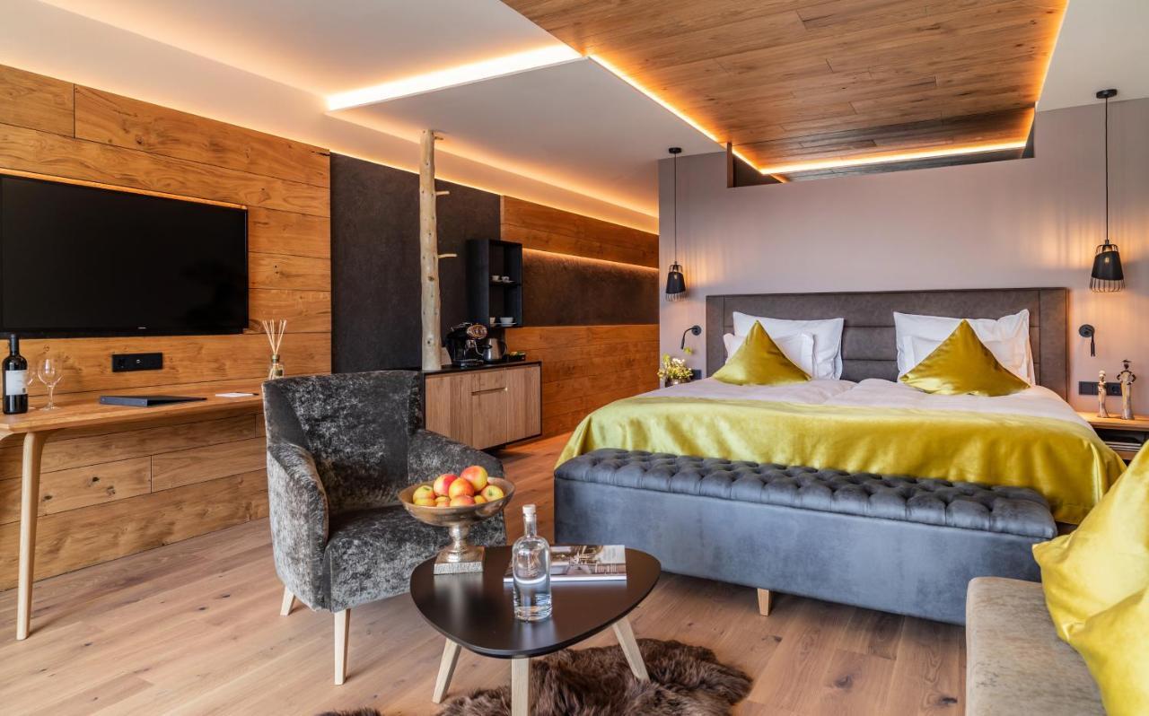 Boutique Hotel Kircher Sarentino Buitenkant foto